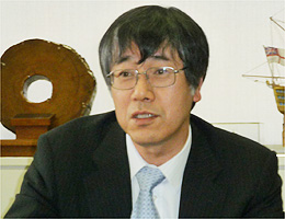 水道局長 尾?勝氏