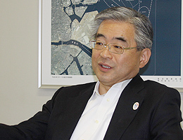 局長に聞く78　財務局長