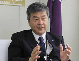 局長に聞く89　病院経営本部長